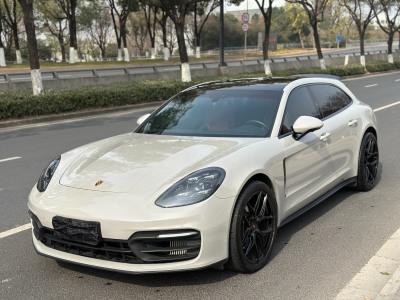 2022年2月 保時(shí)捷 Panamera 獵裝版4驅(qū)圖片