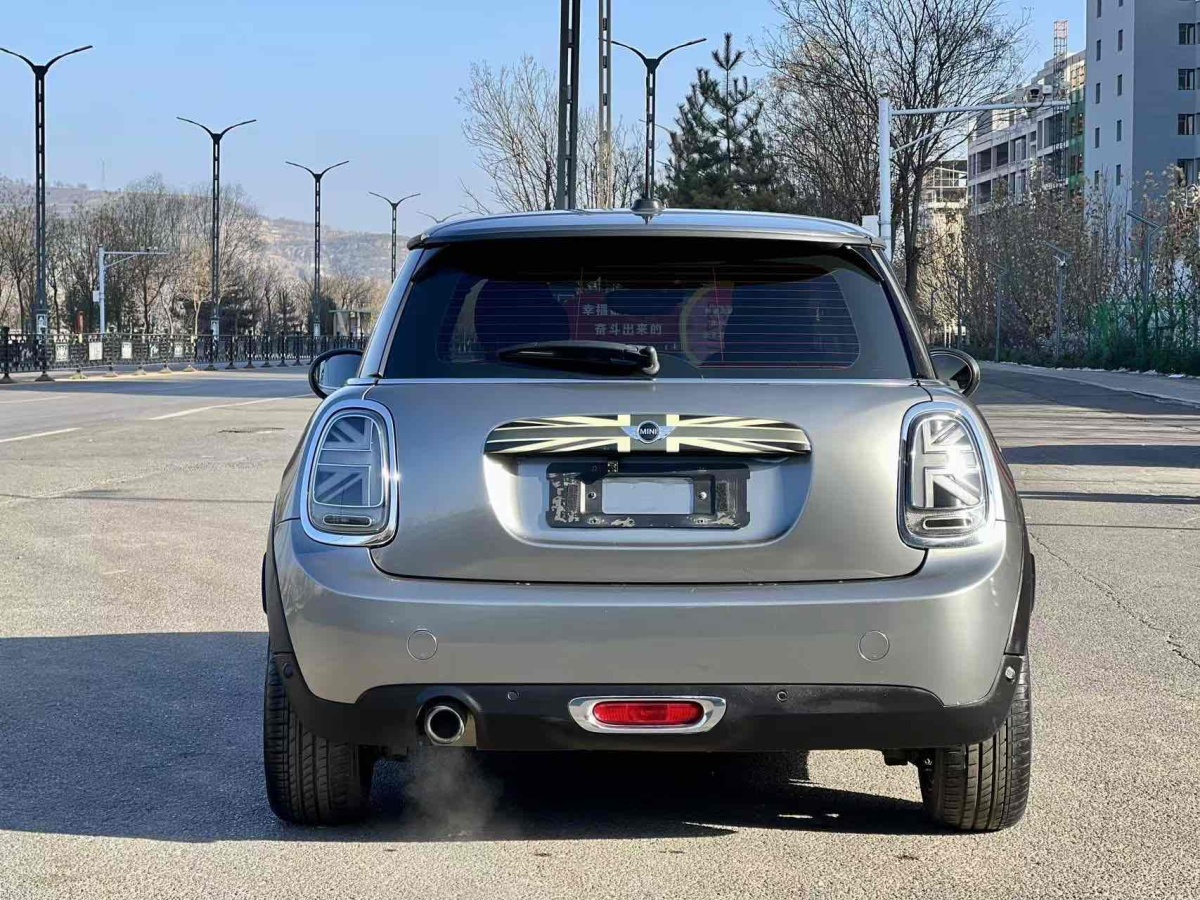 MINI MINI  2016款 1.2T ONE 先鋒派圖片