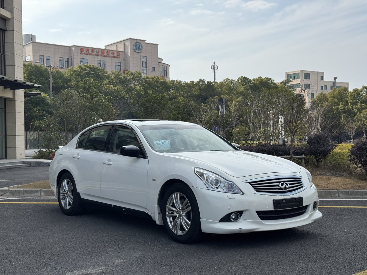 英菲尼迪 G系  2010款 G25 Sedan 豪華運(yùn)動版圖片