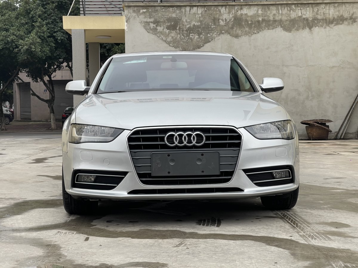 奧迪 奧迪A4L  2013款 30 TFSI 自動舒適型圖片
