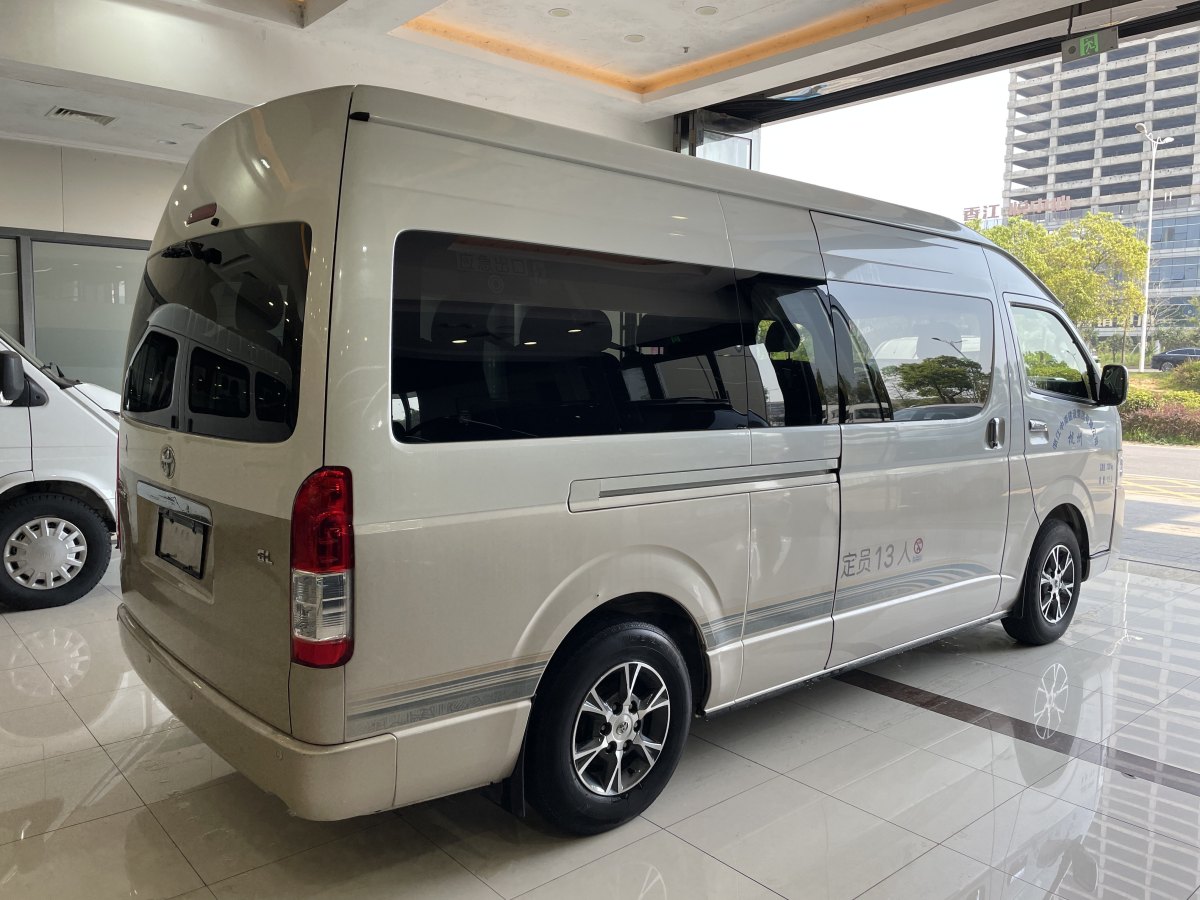 豐田 HIACE  2011款 2.7L自動標準版13座圖片