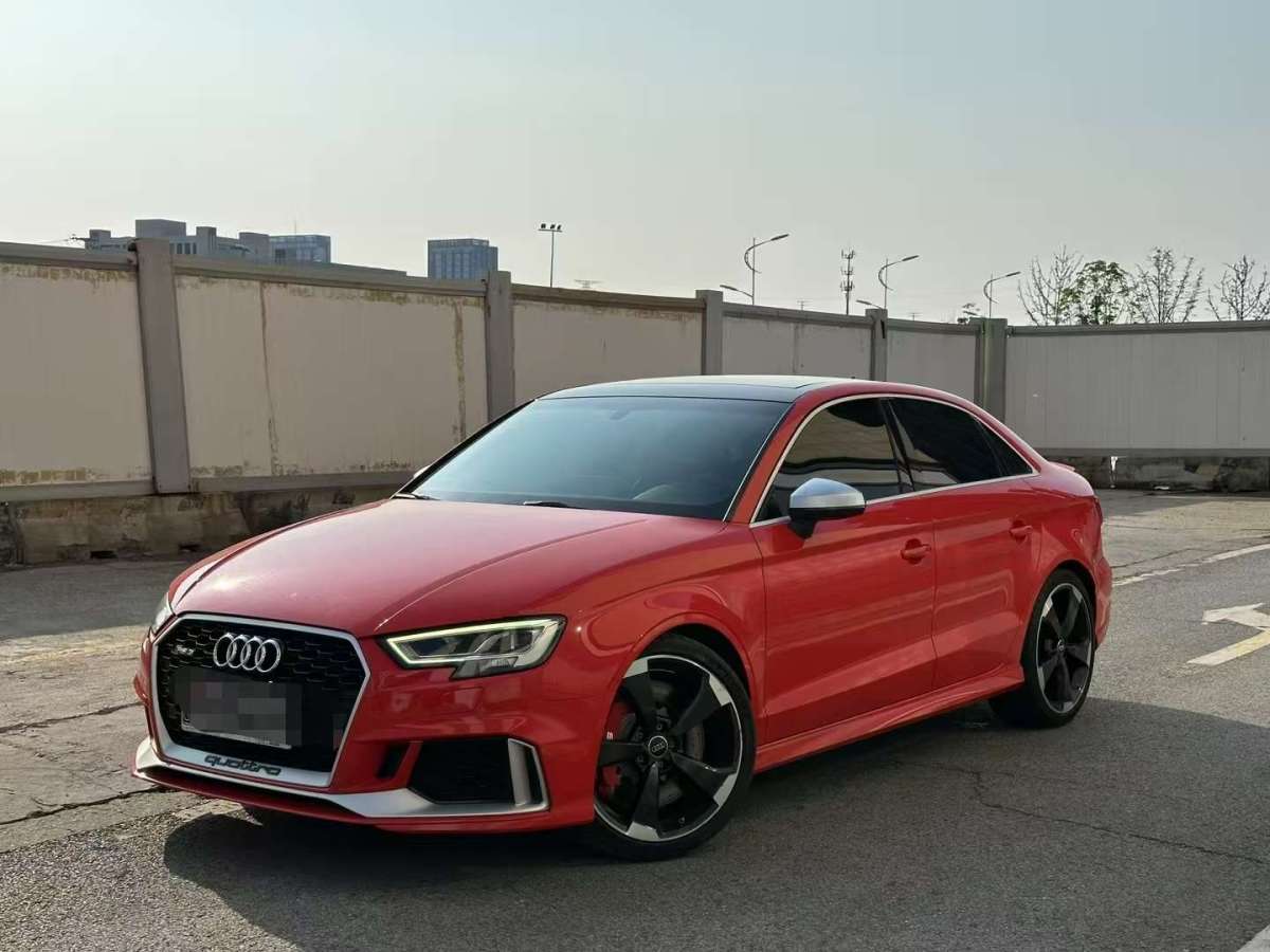 奧迪 奧迪RS 3  2017款 RS 3 2.5T Limousine圖片