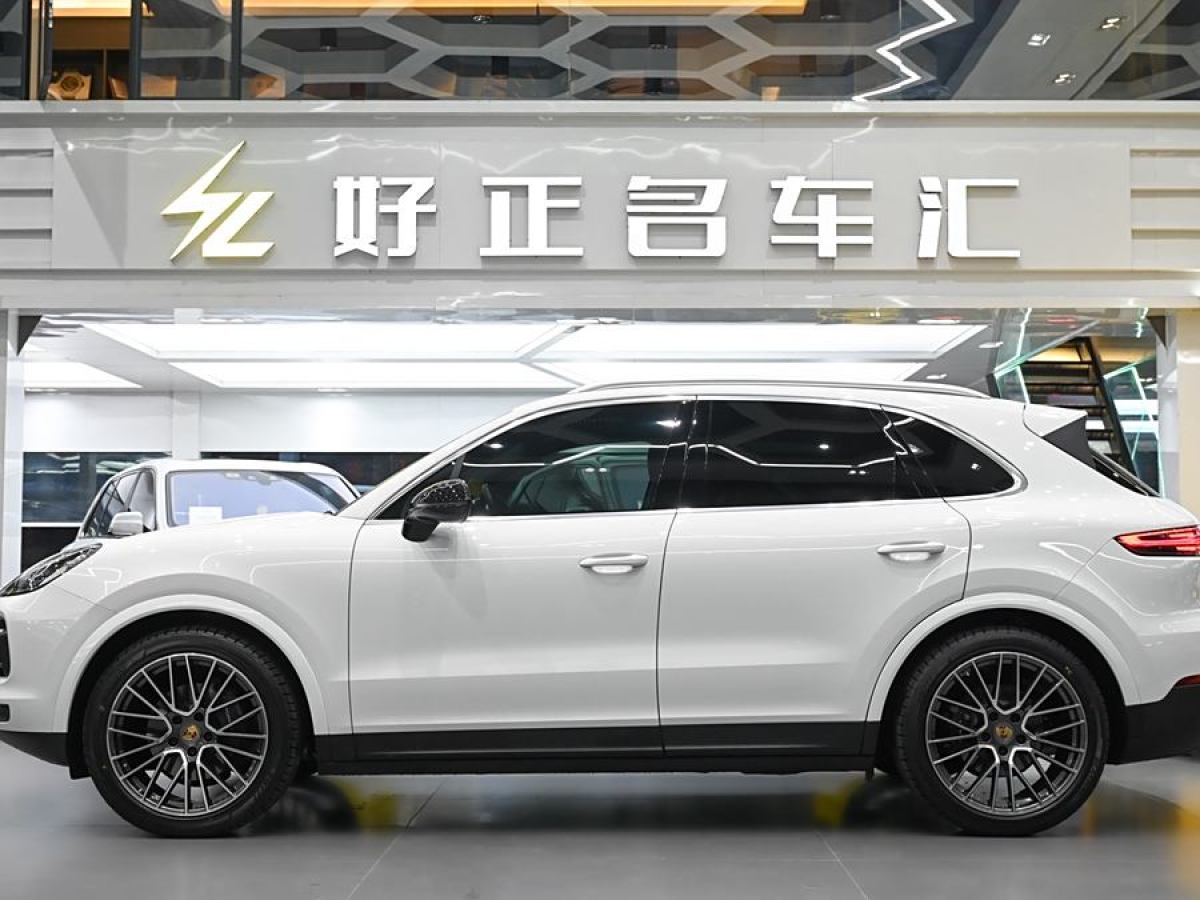 2022年6月保時捷 Cayenne  2023款 Cayenne 3.0T