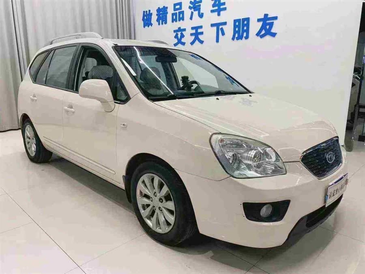 起亞 佳樂(lè)  2011款 2.0L 5座自動(dòng)標(biāo)準(zhǔn)版圖片