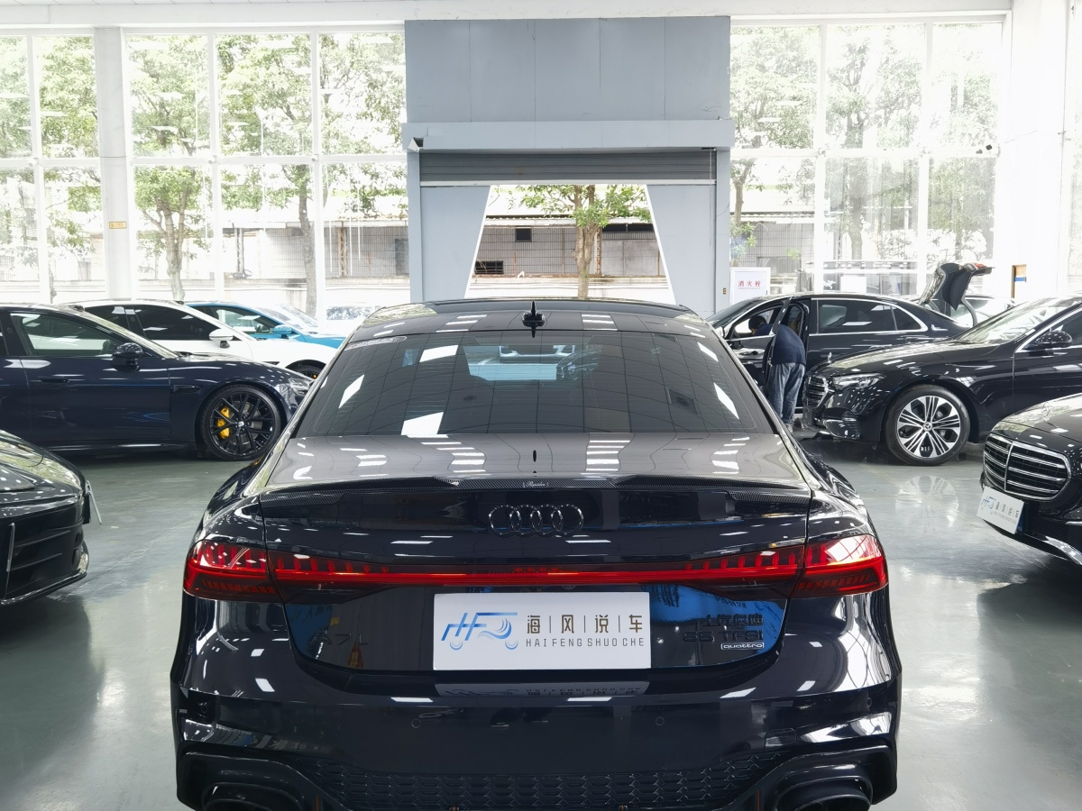 奧迪 奧迪A7L  2024款 45 TFSI quattro 黑武士版圖片