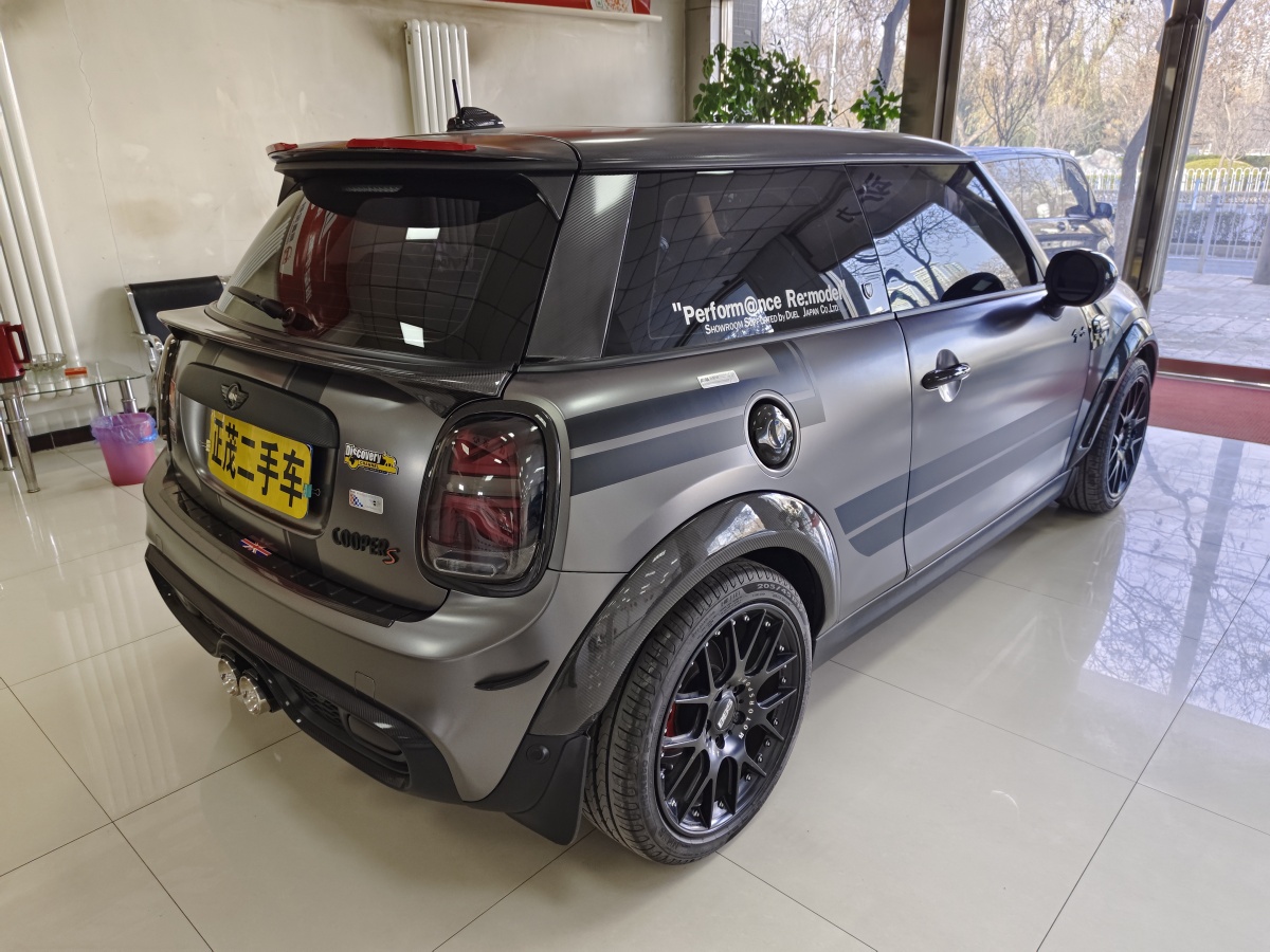 MINI CLUBMAN  2017款 2.0T COOPER S 賽車控圖片