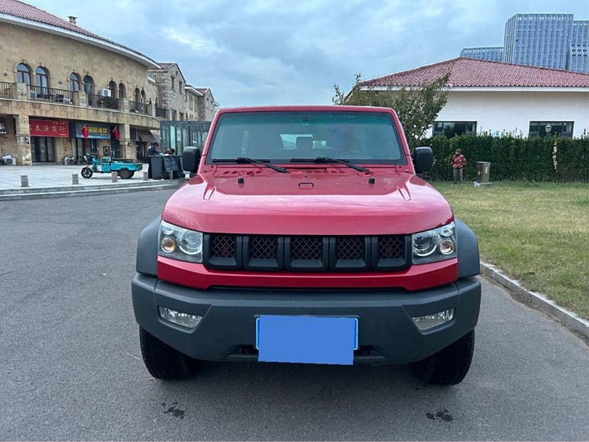 北京 BJ40  2016款 40L 2.3T 自動四驅(qū)尊享版圖片