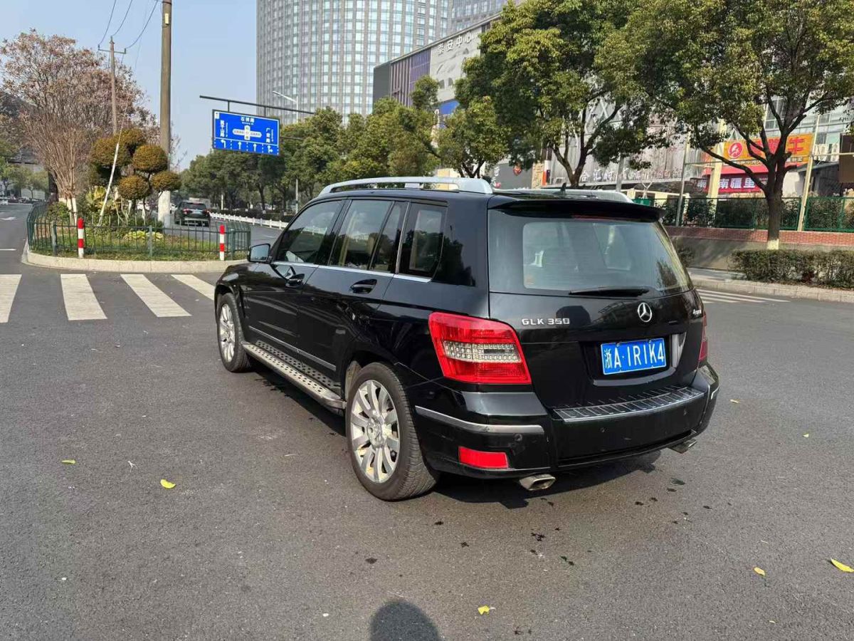 奔馳 奔馳GLK級(jí)  2010款 GLK 300 4MATIC 時(shí)尚型圖片