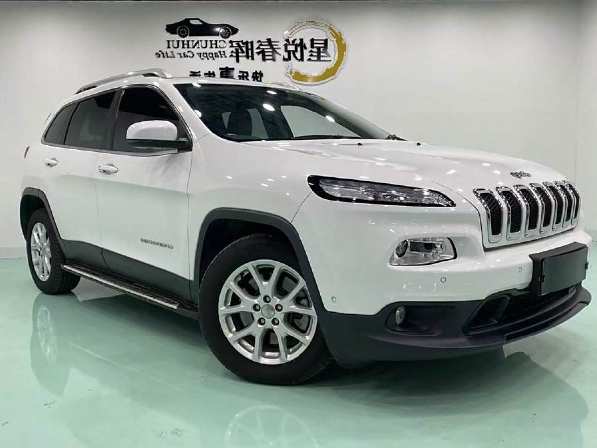 Jeep 自由光  2016款 2.4L 領(lǐng)先智能版圖片