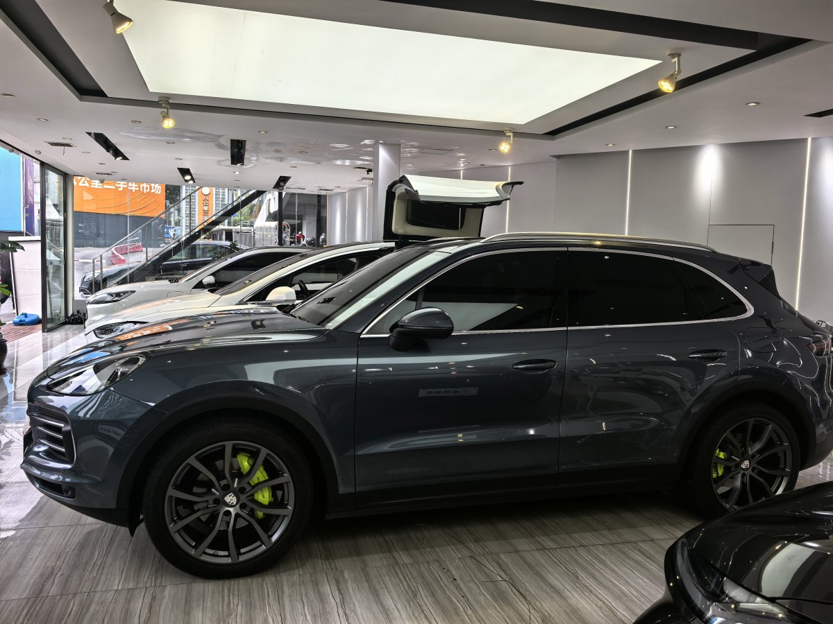 保時(shí)捷 Cayenne新能源  2019款 Cayenne E-Hybrid 2.0T圖片