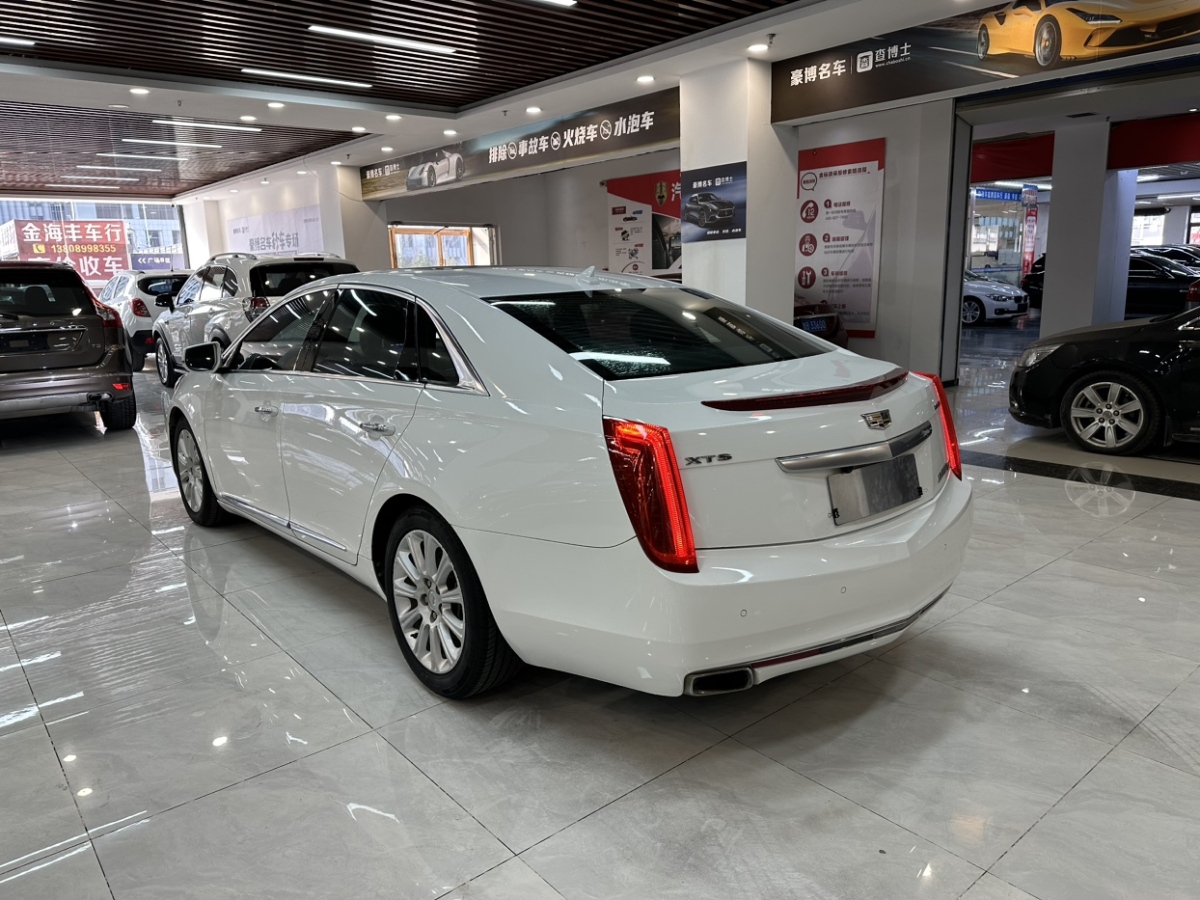 凱迪拉克 XTS  2015款 28T 鉑金版圖片