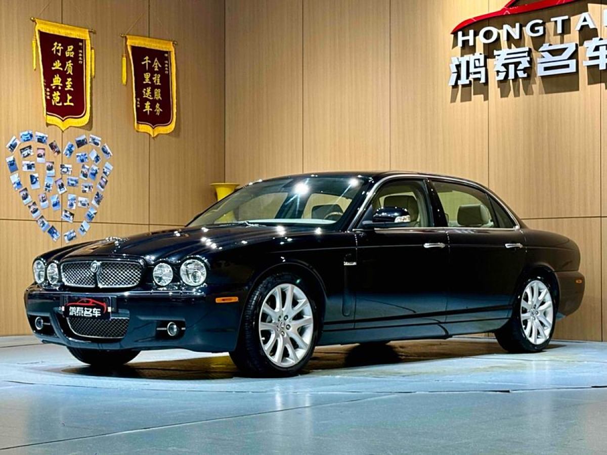 捷豹 XJ  2007款 XJ6L 3.0皇家加長(zhǎng)版圖片