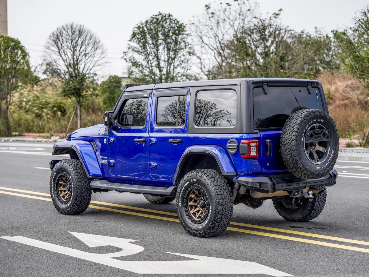 Jeep 牧馬人  2018款 2.0T Sahara 四門版圖片