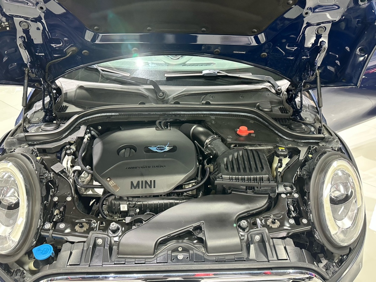 MINI MINI  2018款 1.5T COOPER 色彩紀(jì)念版圖片