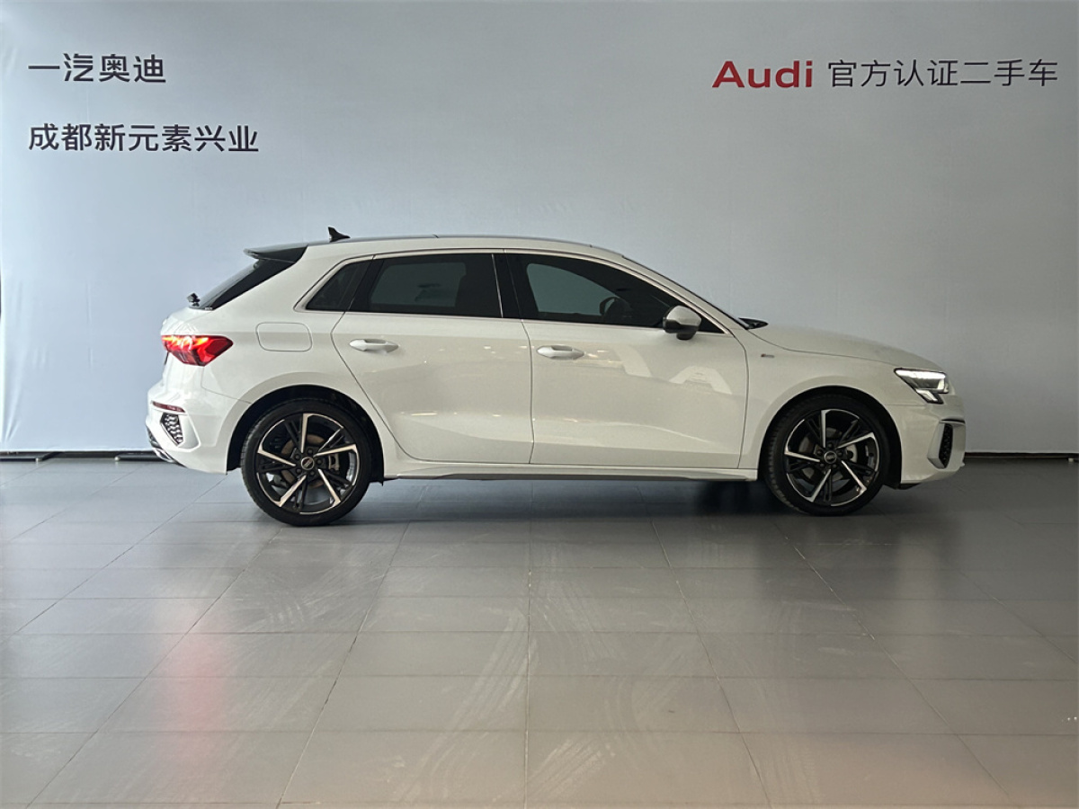 奧迪 奧迪A3  2022款 Sportback 35 TFSI 時尚運(yùn)動型圖片