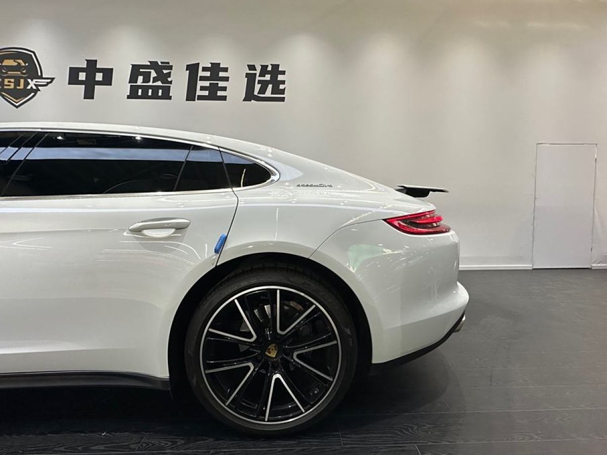 保時(shí)捷 Panamera  2021款 Panamera 4S 行政加長(zhǎng)版 2.9T圖片