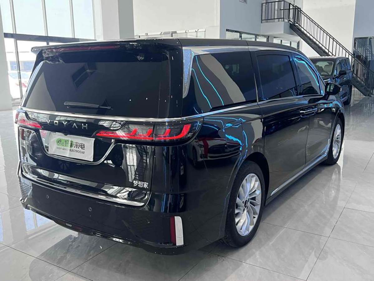 嵐圖 夢想家  2024款 PHEV 超長續(xù)航卓越版圖片