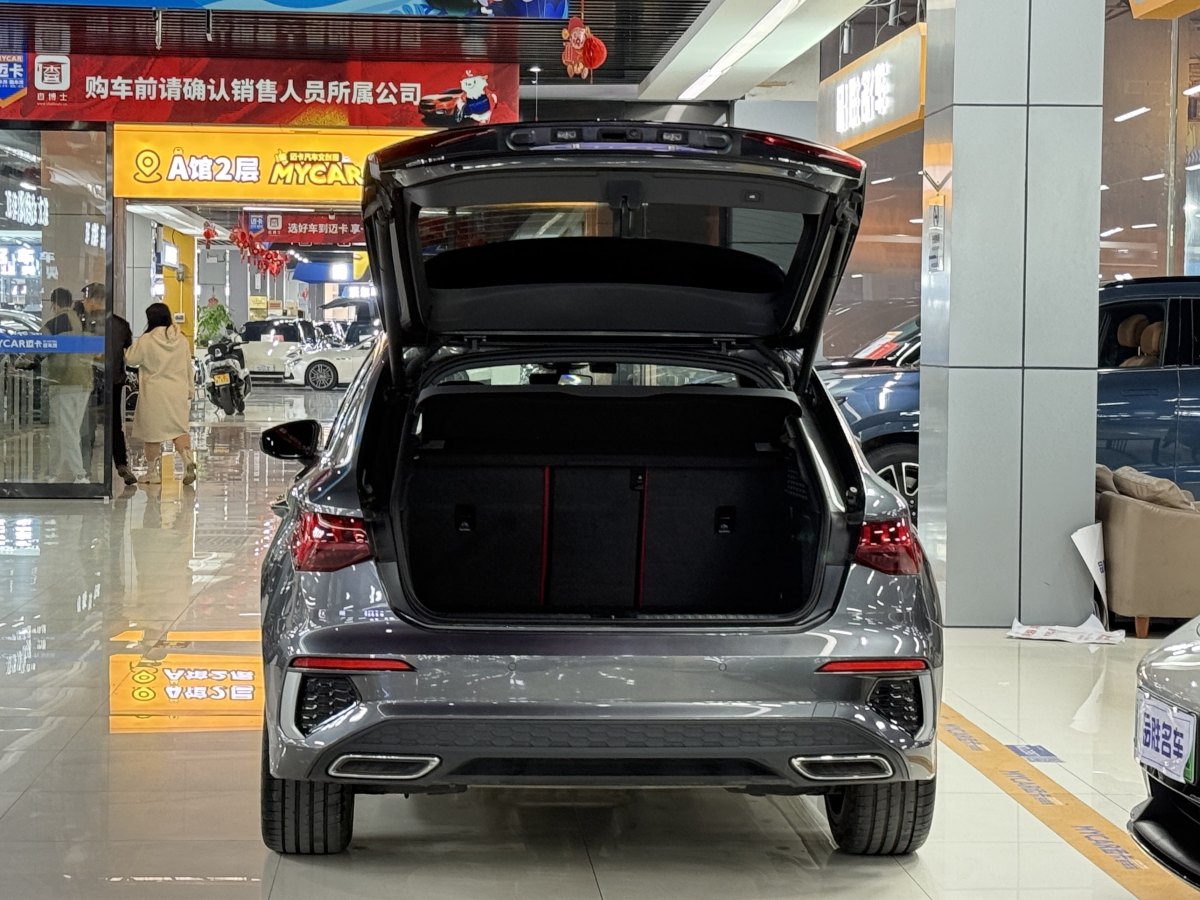 奧迪 奧迪A3  2021款 Sportback 35 TFSI 進(jìn)取運(yùn)動型圖片