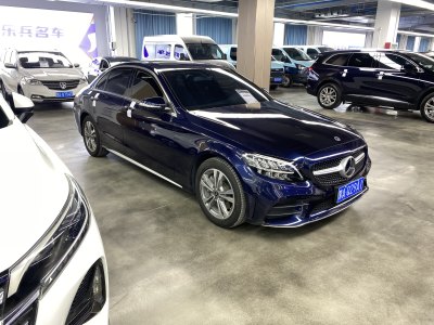 2019年9月 奔馳 奔馳C級 C 180 L 時尚型運動版圖片