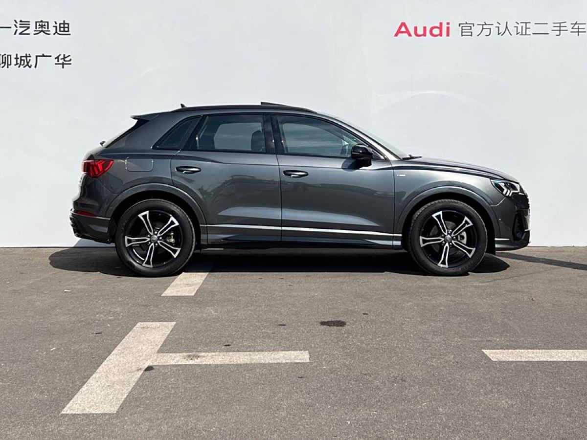 奧迪 奧迪Q3  2021款 40 TFSI 時(shí)尚動(dòng)感型圖片