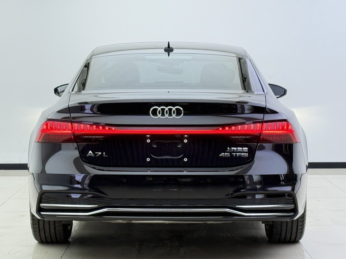 2024年5月奧迪 奧迪A7L  2024款 45 TFSI 豪華型