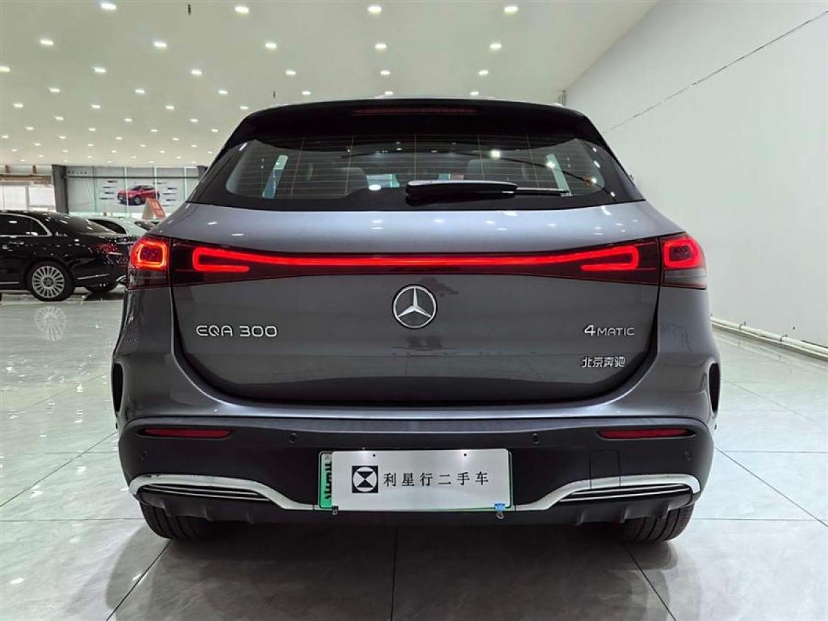 奔馳 奔馳EQA  2022款 EQA 300 4MATIC 首發(fā)特別版圖片