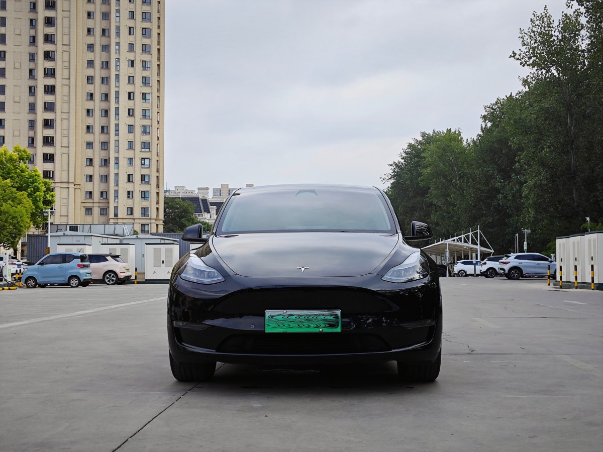 特斯拉 Model 3  2023款 煥新版 后輪驅(qū)動圖片