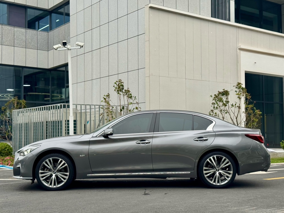 2020年9月英菲尼迪 Q50L  2020款 2.0T 30周年限量版