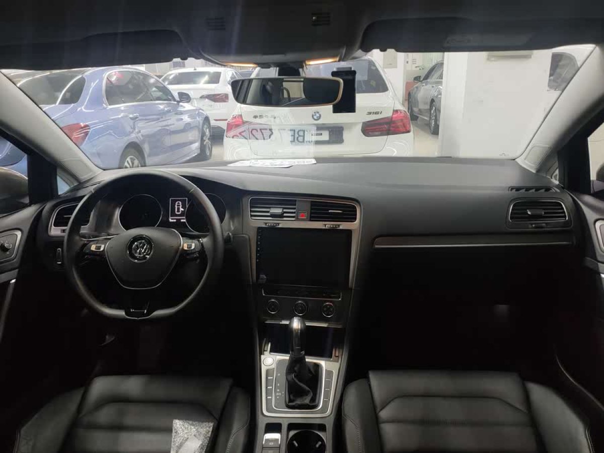 大眾 高爾夫  2016款 230TSI 自動(dòng)豪華型圖片
