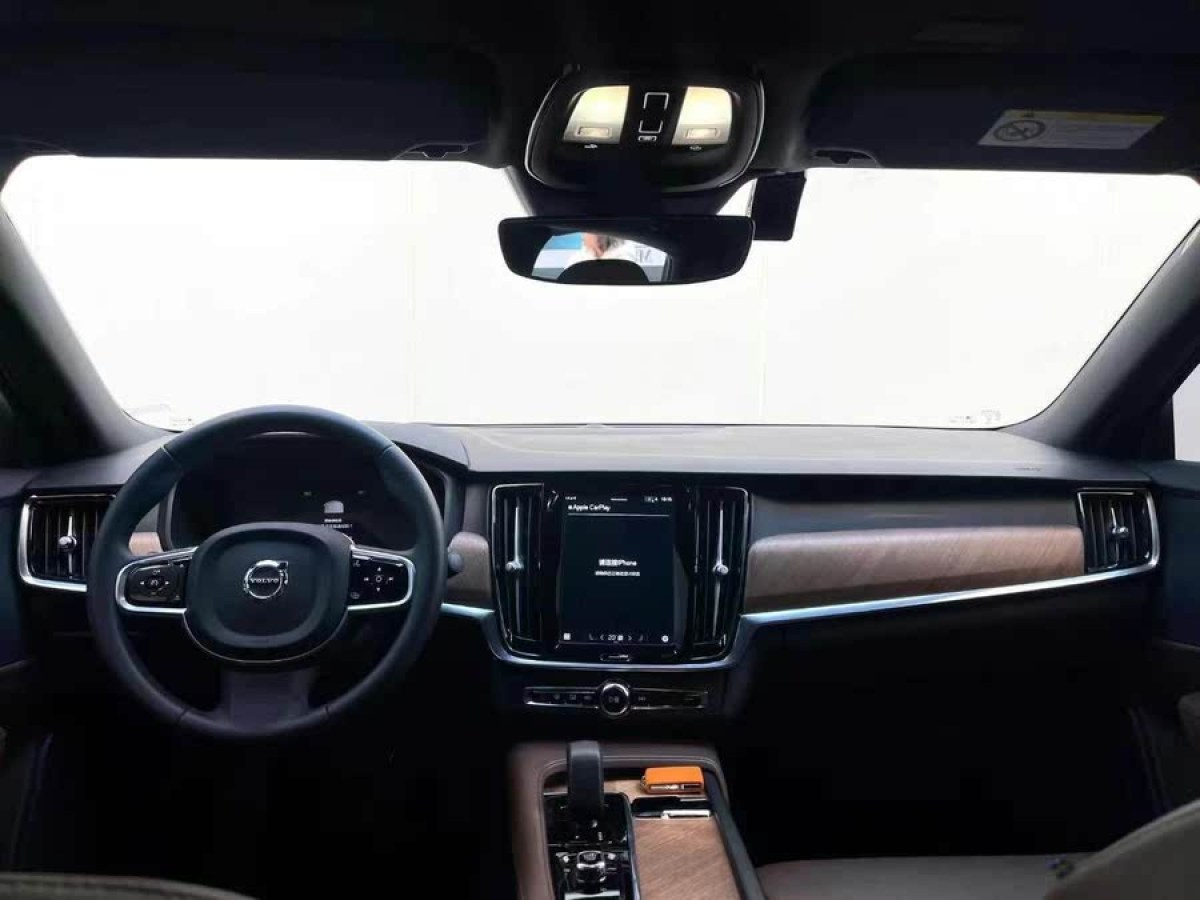 沃爾沃 S90  2020款 改款 T5 智遠(yuǎn)豪華版圖片