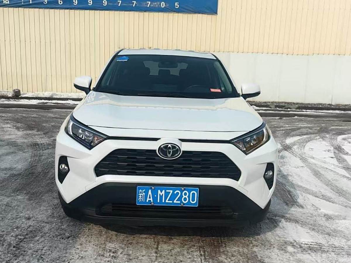 豐田 RAV4榮放  2022款 2.0L CVT兩驅(qū)都市版圖片