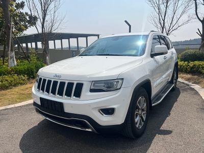 2014年6月 Jeep 大切諾基(進(jìn)口) 3.0L 舒享導(dǎo)航版圖片