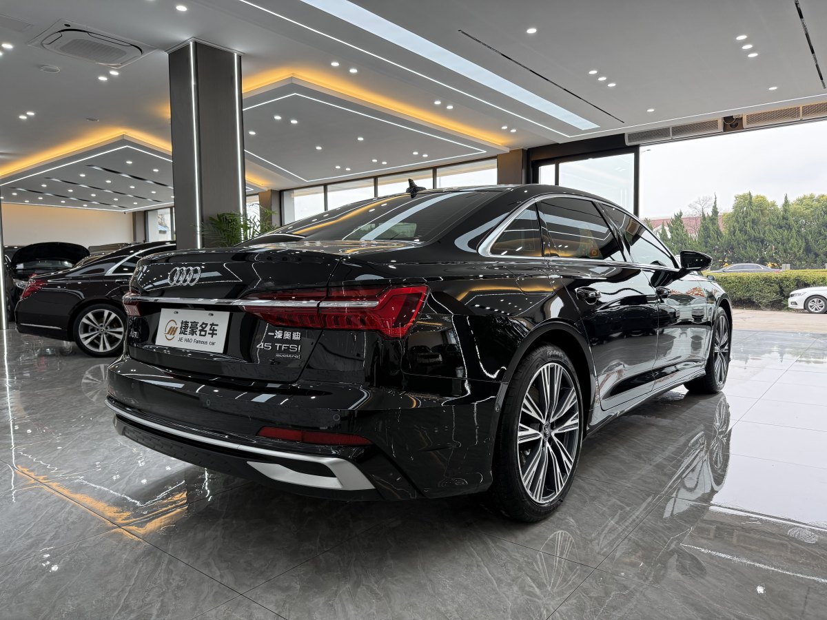 奧迪 奧迪A6L  2024款 45 TFSI quattro 臻選動感型圖片