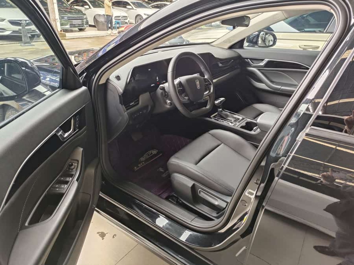 奔騰 B70  2023款 1.5T 自動暢享型圖片
