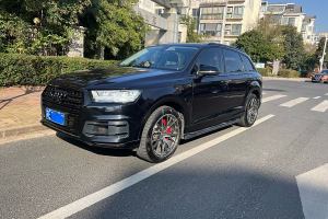 奥迪Q7 奥迪 45 TFSI 技术型