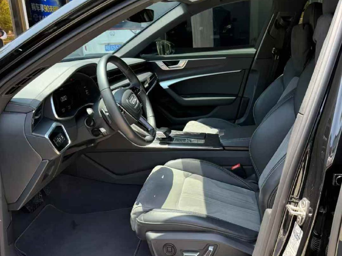 奧迪 奧迪A6L  2024款 40 TFSI 豪華動(dòng)感型圖片