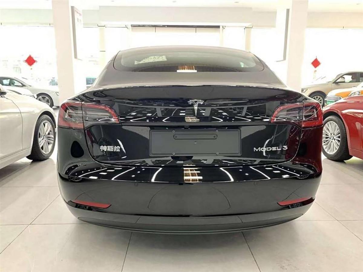 特斯拉 Model 3  2022款 改款 后輪驅(qū)動版圖片