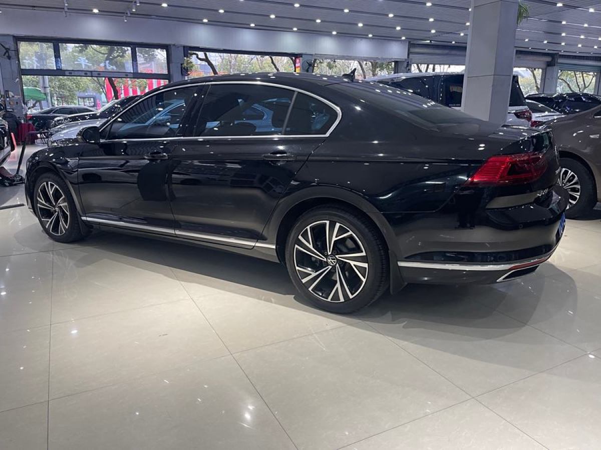 大眾 邁騰  2021款 330TSI DSG 30周年紀念版圖片