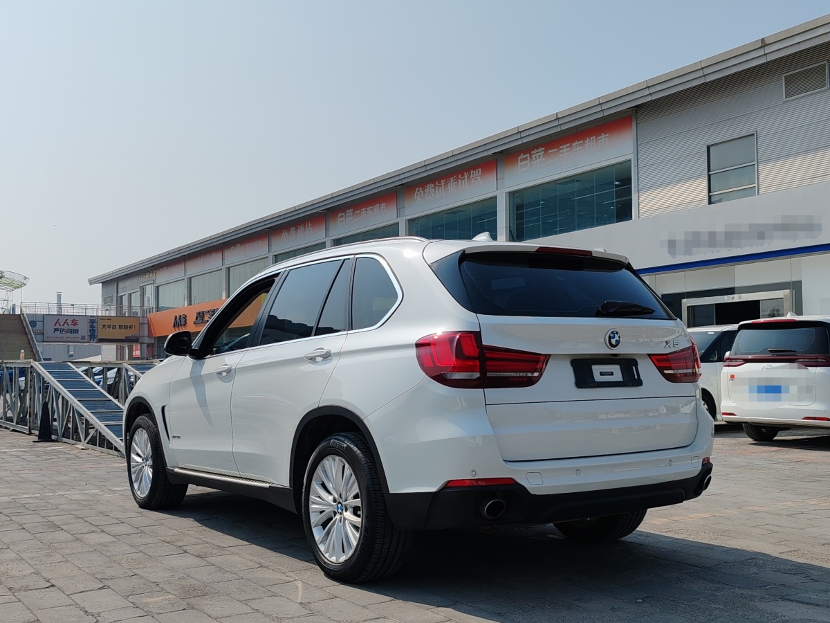 寶馬 寶馬X5  2014款 xDrive35i 領(lǐng)先型圖片