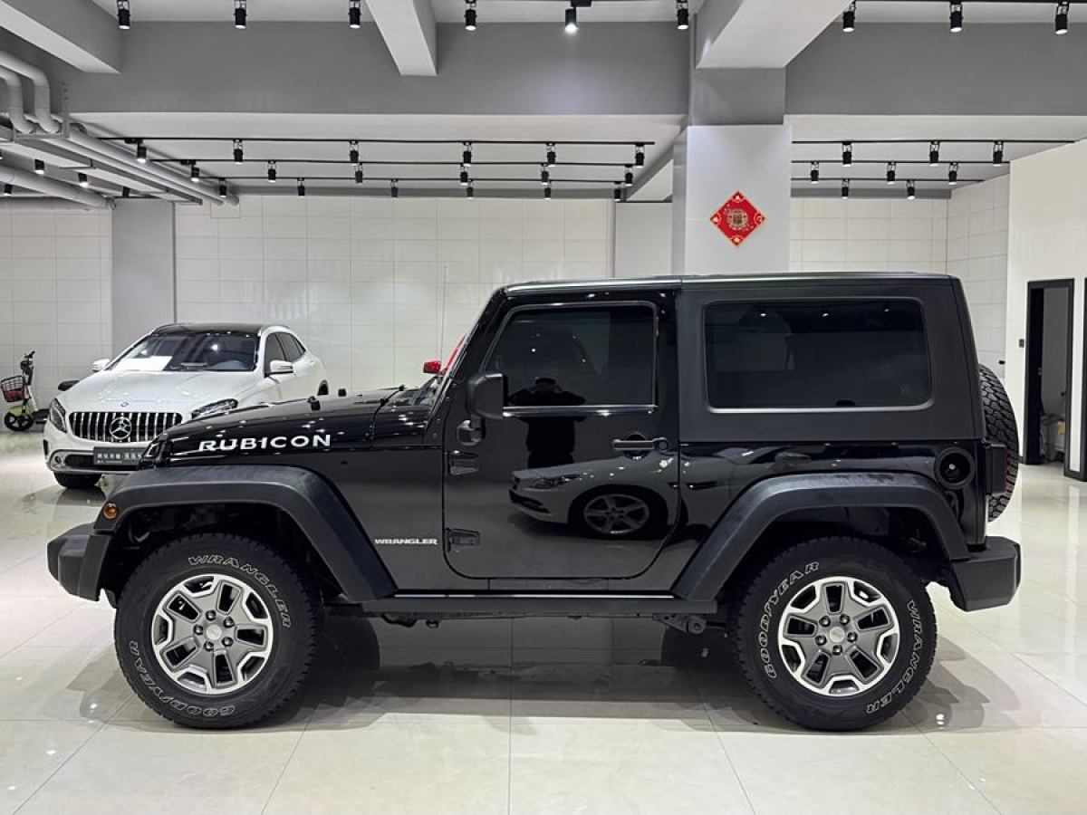 2010年5月Jeep 牧馬人  2010款 3.8L Rubicon 兩門版