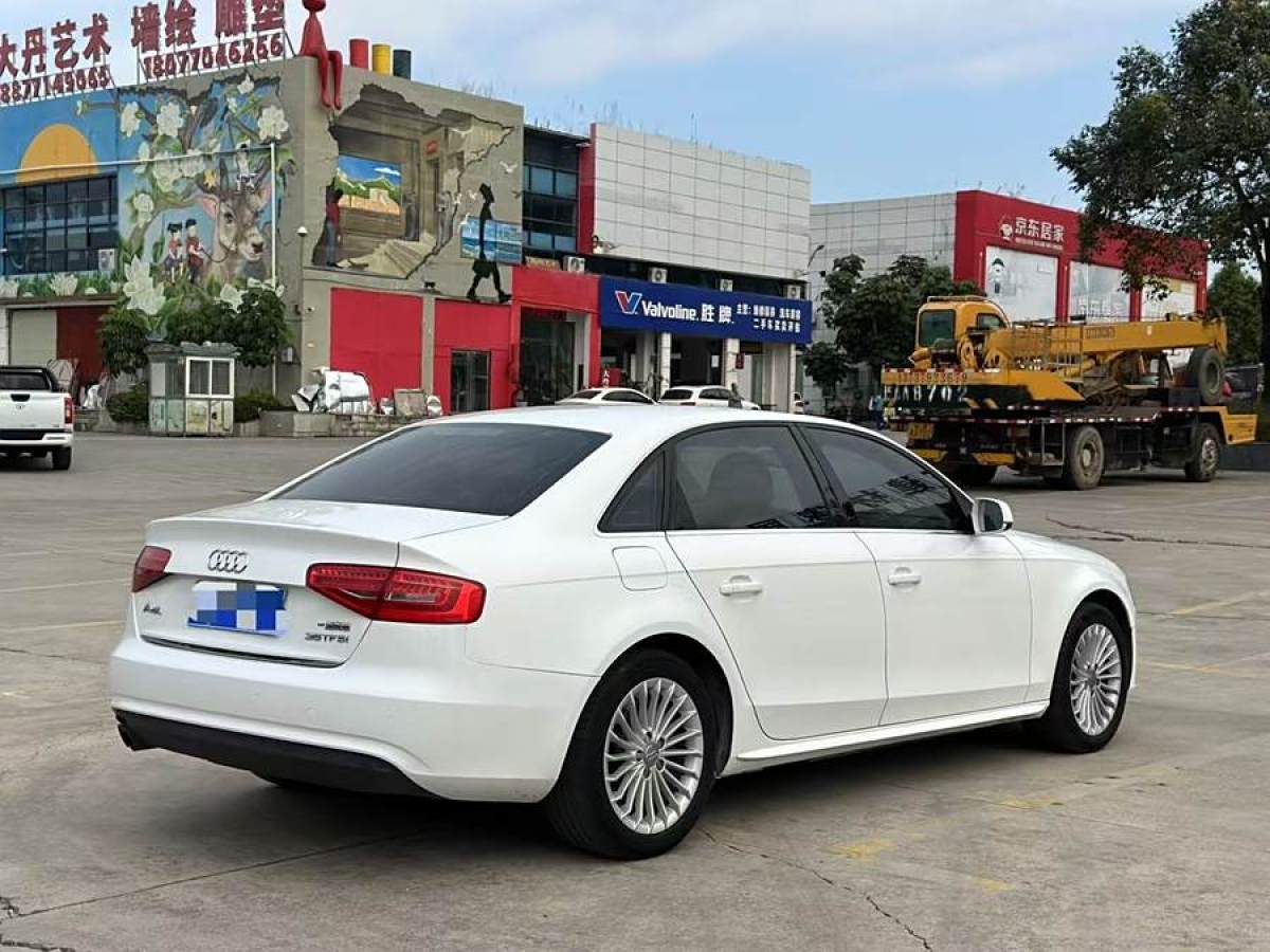 奧迪 奧迪A4L  2015款 35 TFSI 自動技術(shù)型圖片