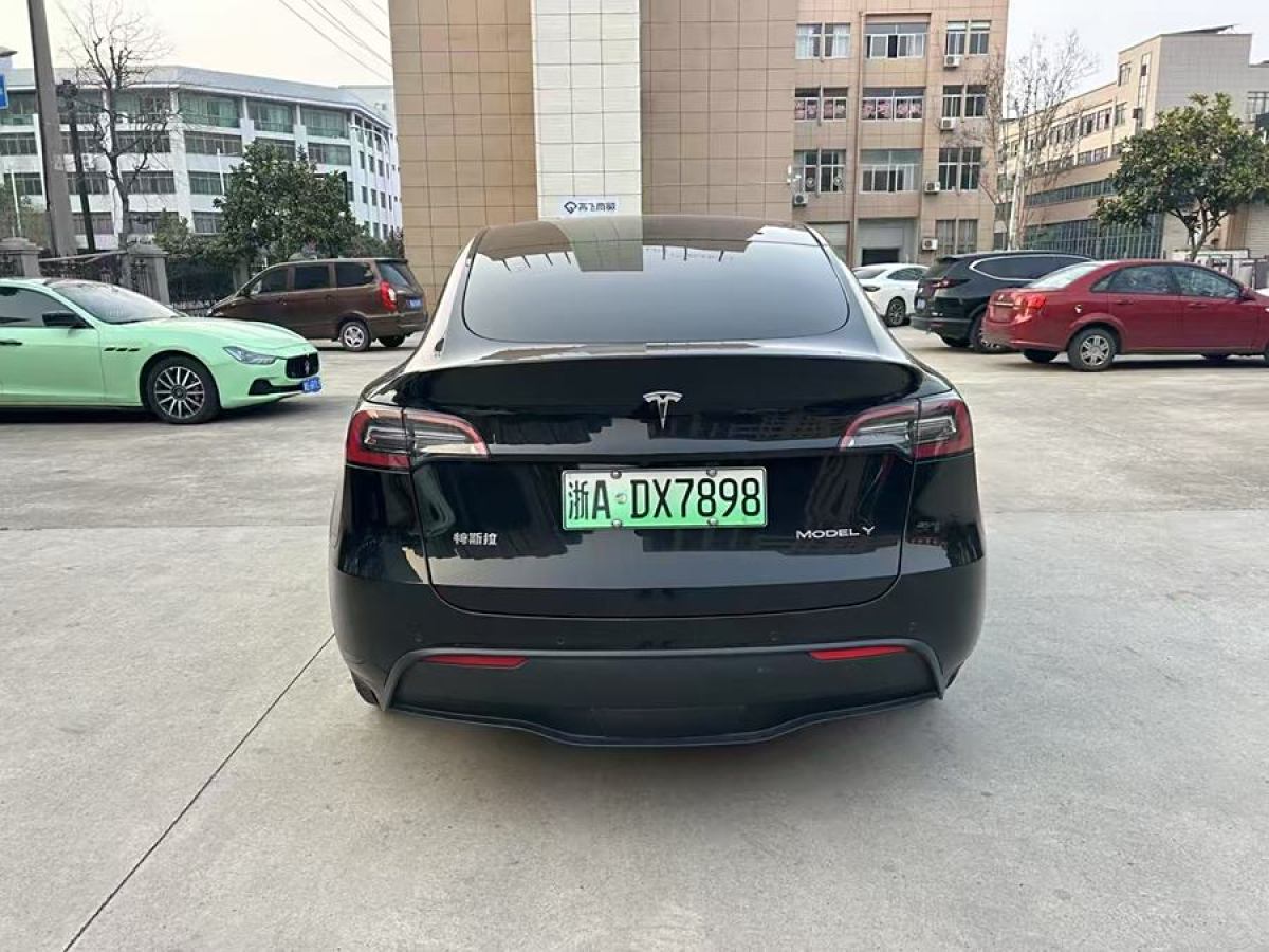 特斯拉 Model 3  2021款 改款 標準續(xù)航后驅(qū)升級版圖片