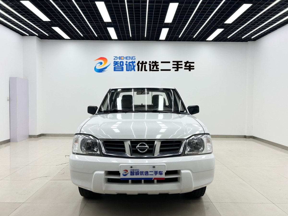 日產(chǎn) D22  2011款 2.4L汽油兩驅(qū)標(biāo)準(zhǔn)型圖片