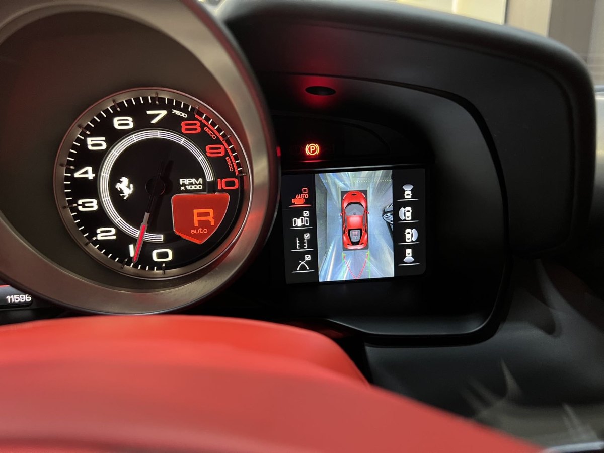 法拉利 F8 Tributo  2019款  3.9T V8圖片
