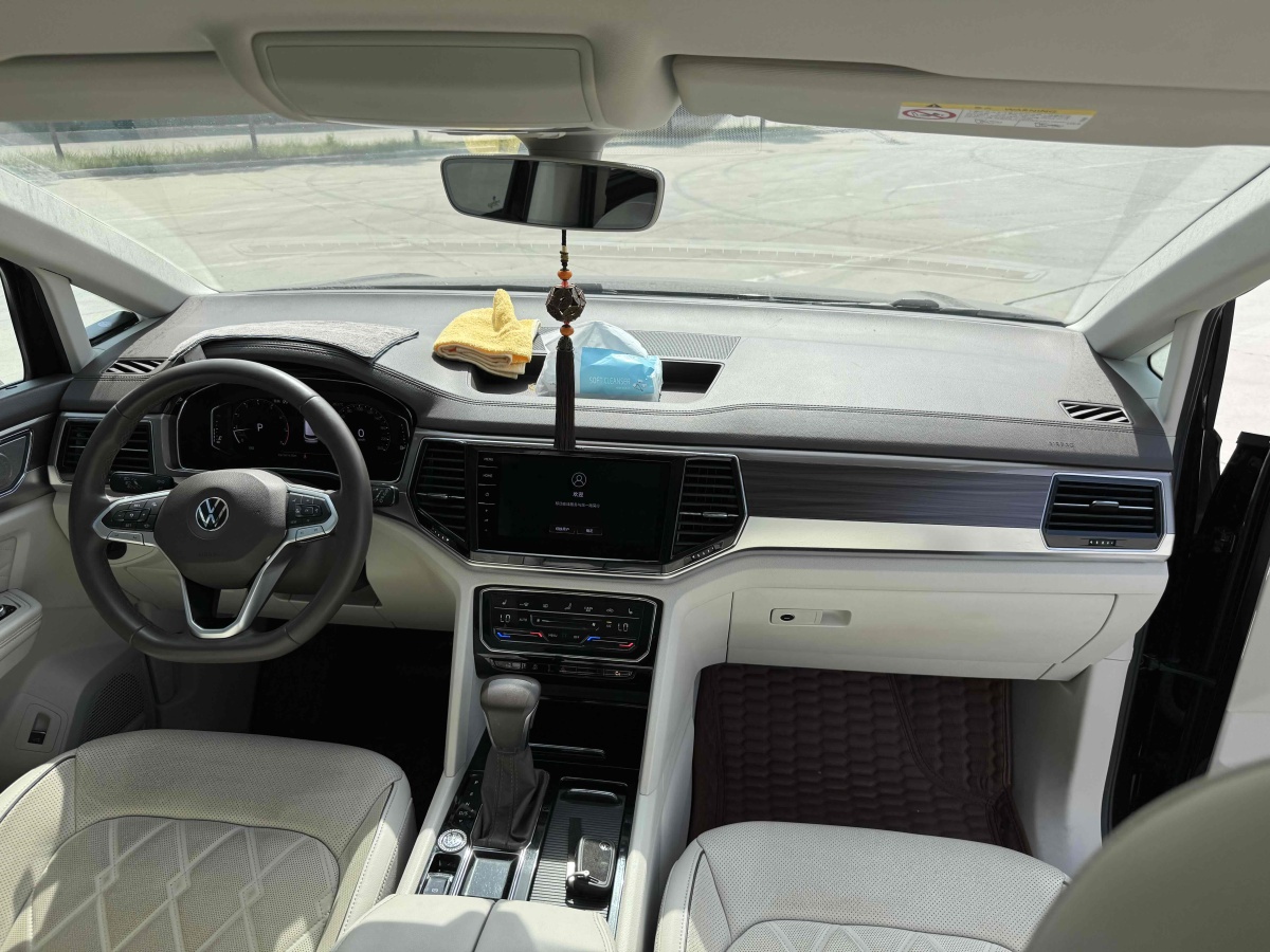 大眾 威然  2023款 改款 380TSI 尊貴版圖片