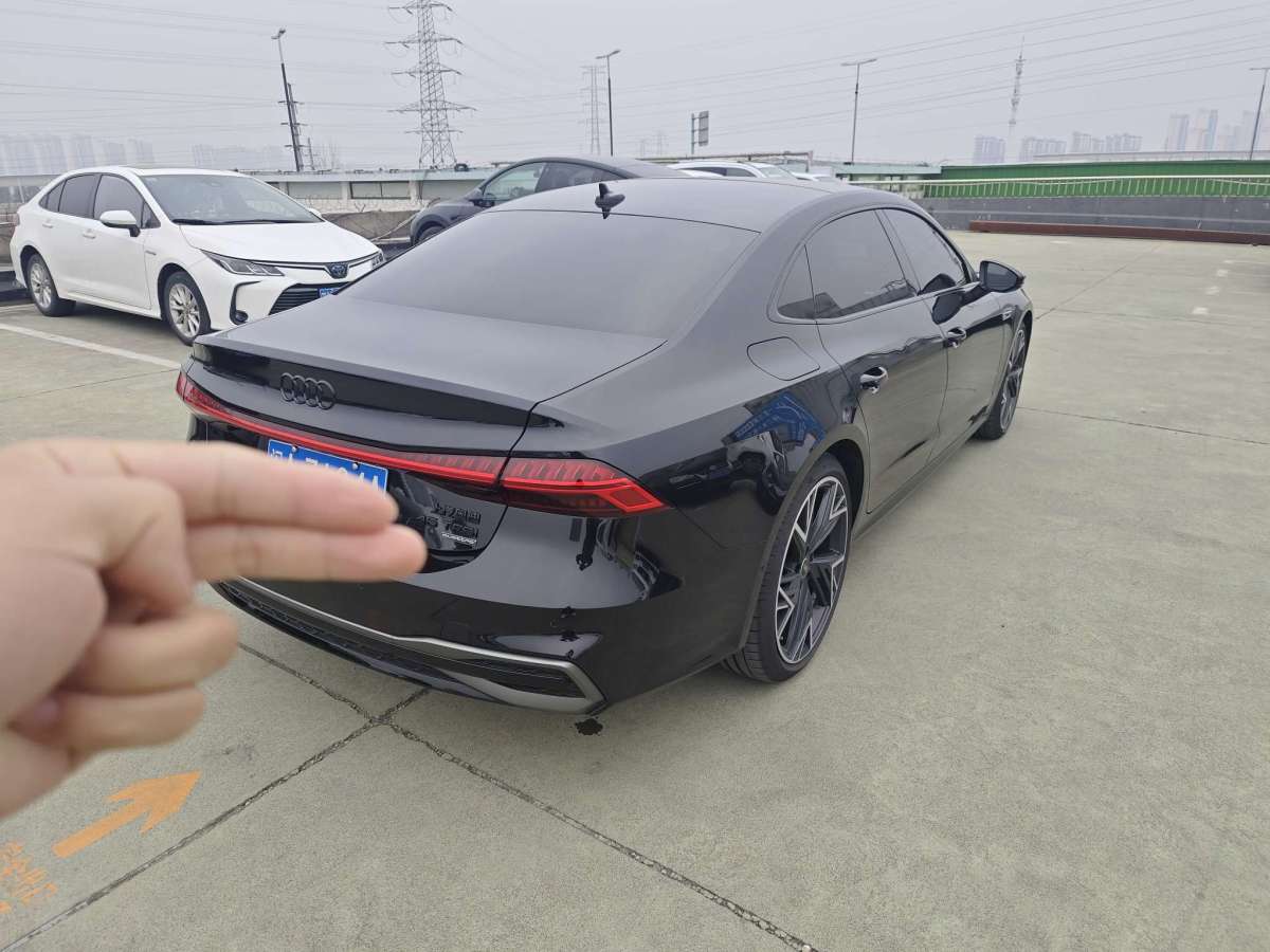 奧迪 奧迪A7L  2024款 45 TFSI quattro S-line 黑武士版圖片