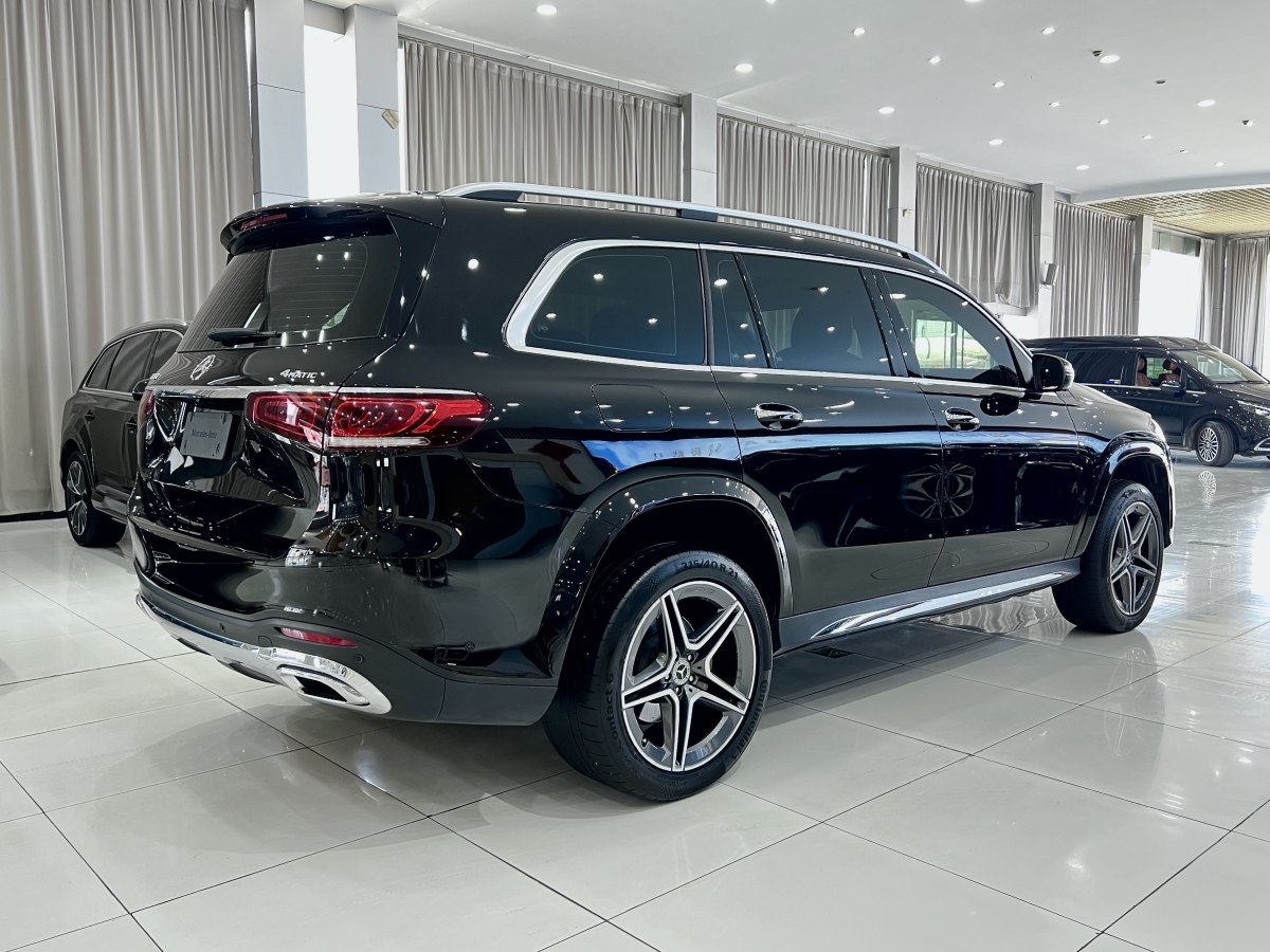 2023年11月奔馳 奔馳GLS  2023款 改款二 GLS 450 4MATIC 時尚型