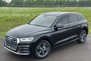 奧迪Q5L 奧迪 45 TFSI 尊享時尚型