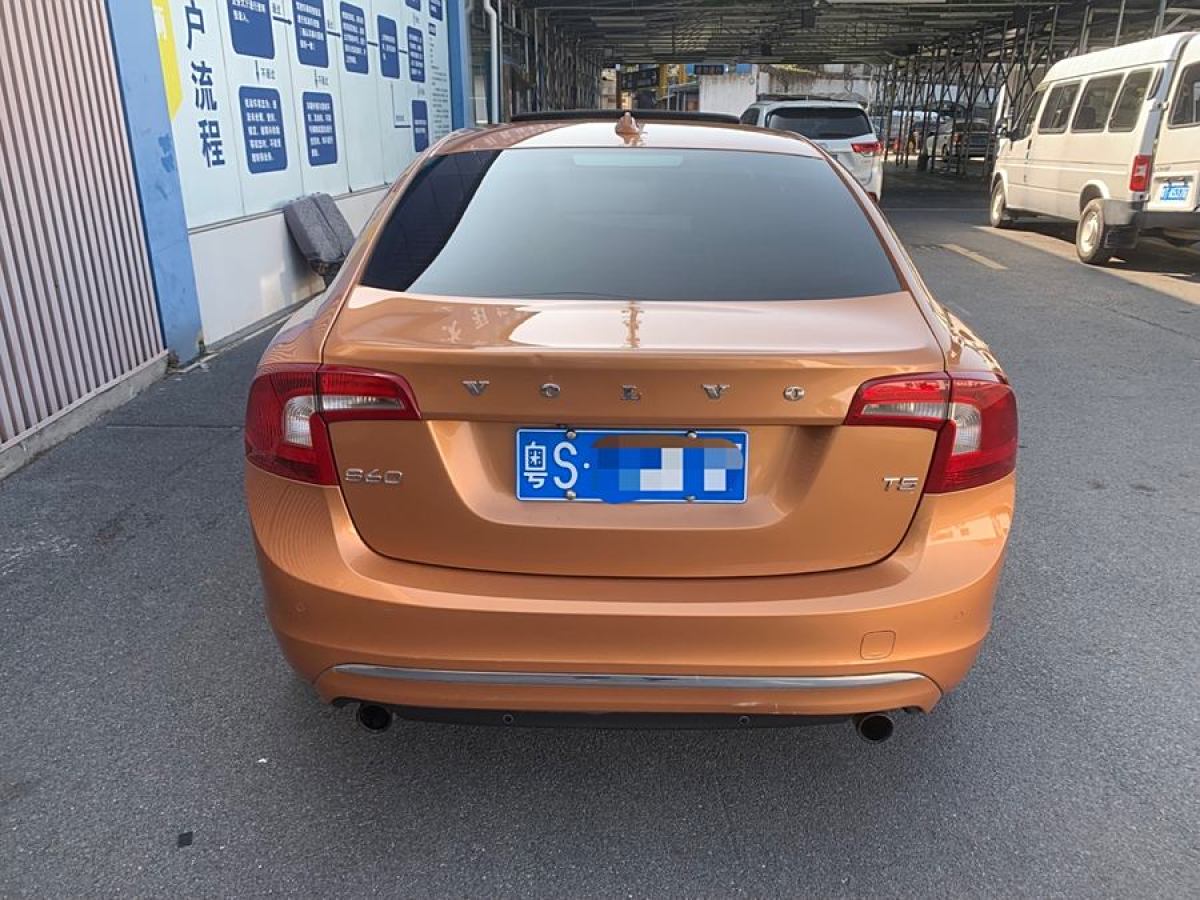 沃爾沃 S60  2015款 L 2.0T 智遠(yuǎn)版圖片