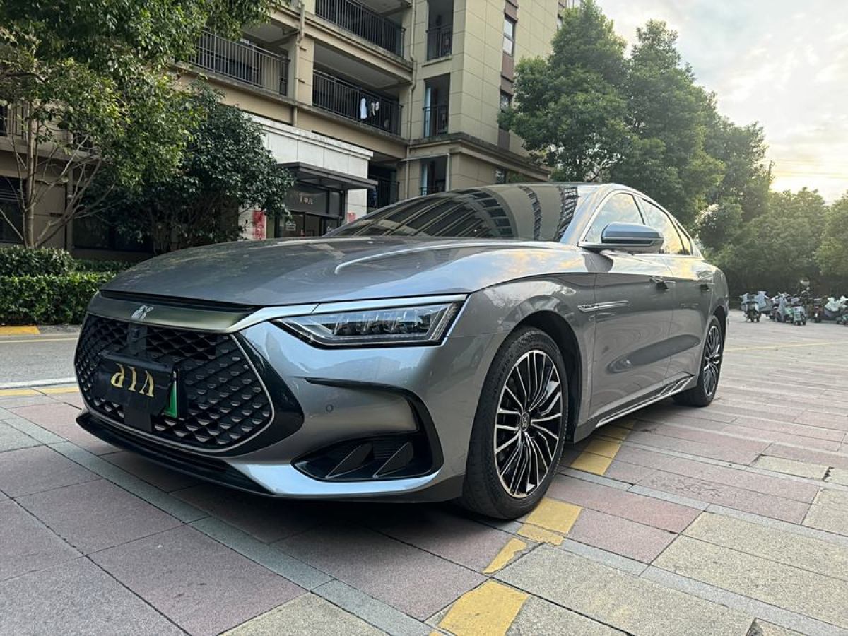 比亞迪 漢  2022款 DM-i 121KM 領(lǐng)航型圖片